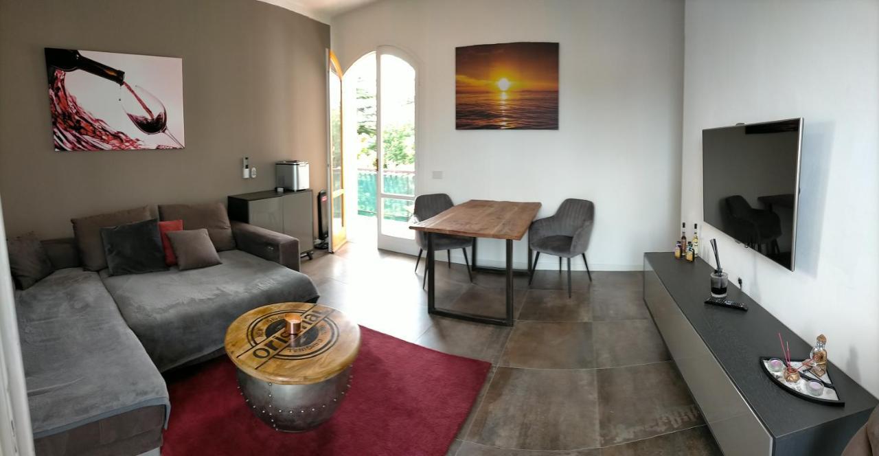 Apartment Princess I Peschiera del Garda Luaran gambar